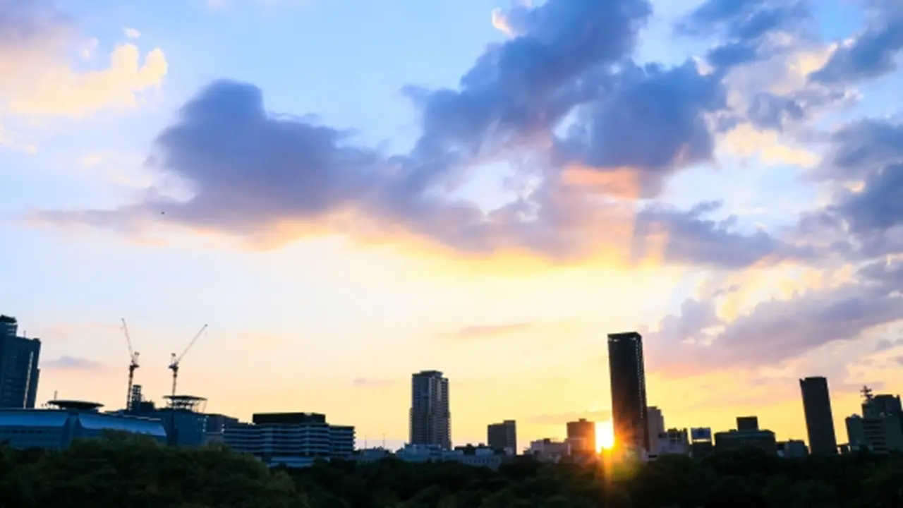 都会の夕日